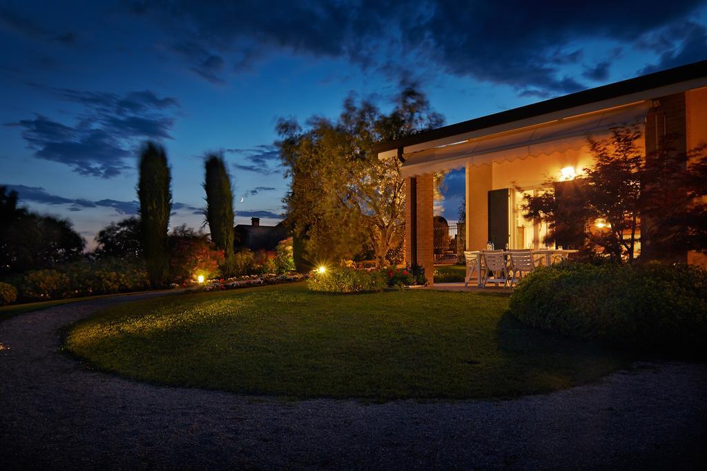 Villa Archi B&B ซานเปียโตร อิน กาเรียโน ภายนอก รูปภาพ