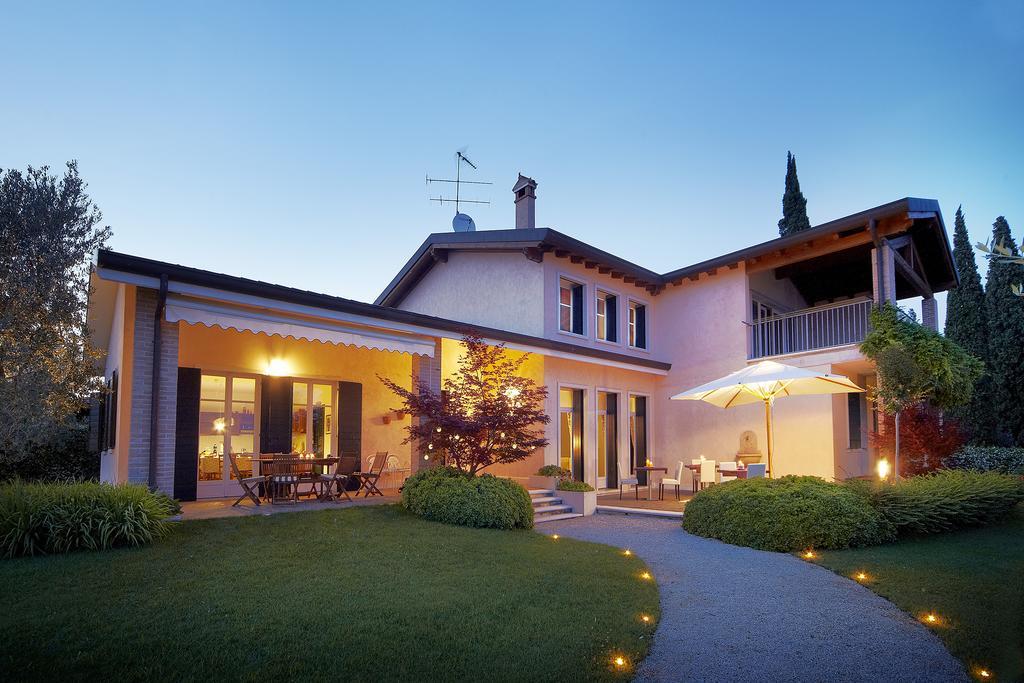 Villa Archi B&B ซานเปียโตร อิน กาเรียโน ภายนอก รูปภาพ